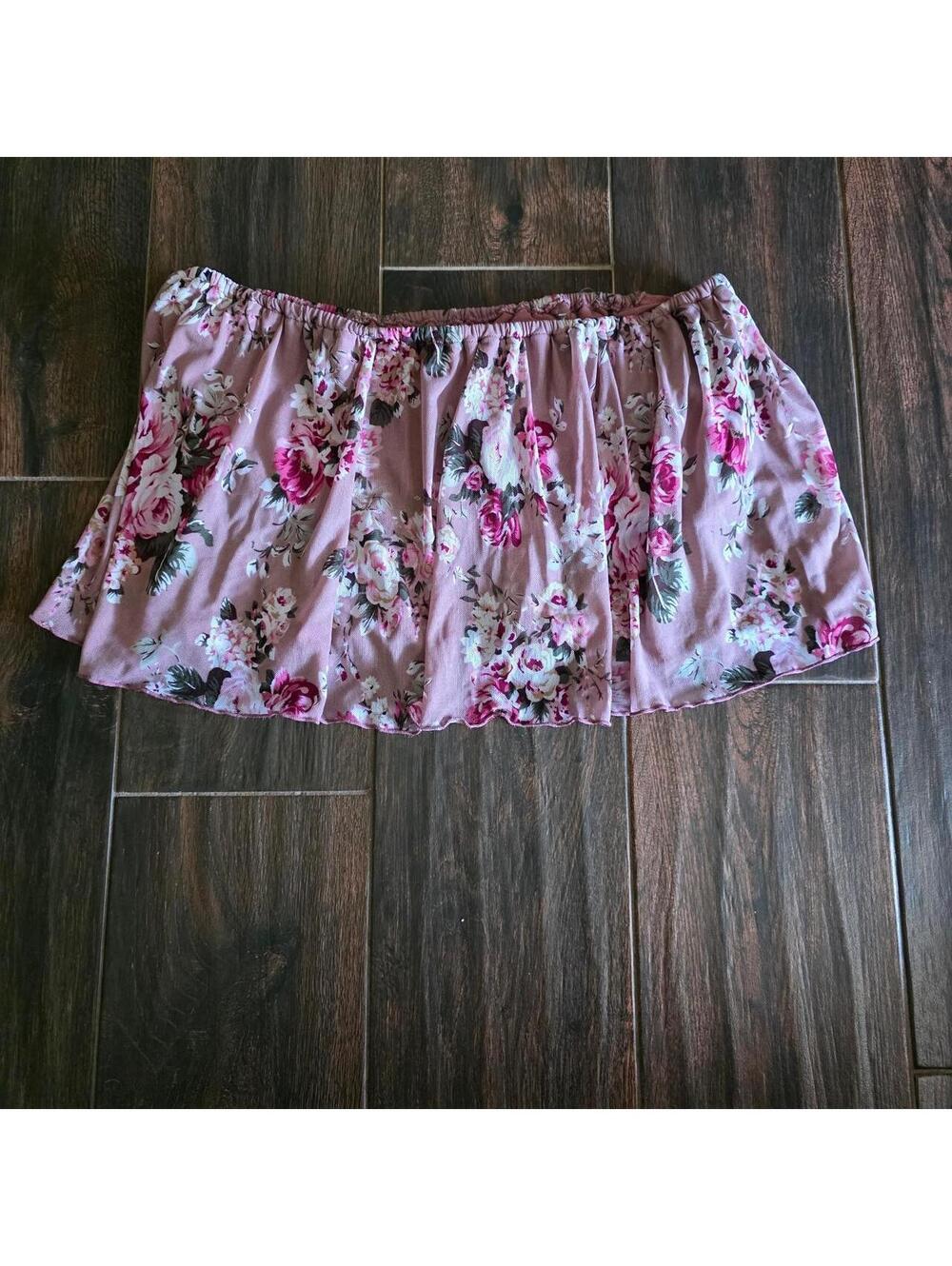 American Rag Cie Women's Pink and Multi Shorts